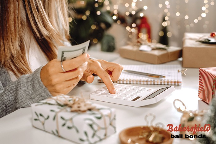 Money Saving Tips For The Holidays